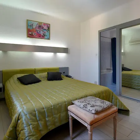 La Bastide D'entraigues Hotel