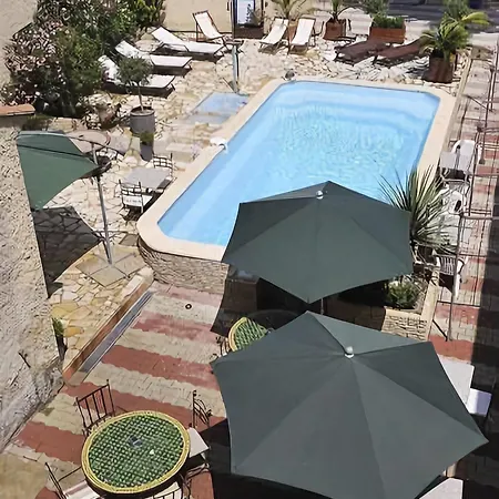 Hotel La Bastide D'entraigues 3*